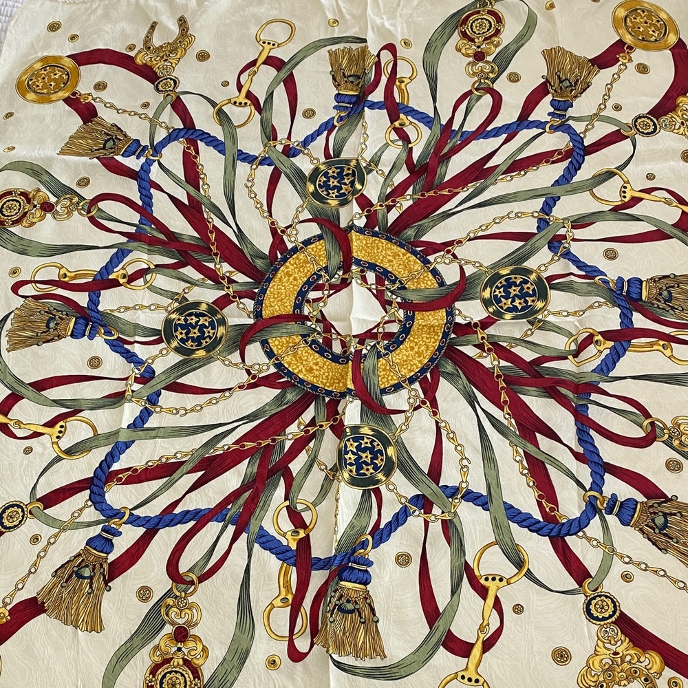 Italian silk scarf 34” square in stunning color, label on pkg says Seta Pura